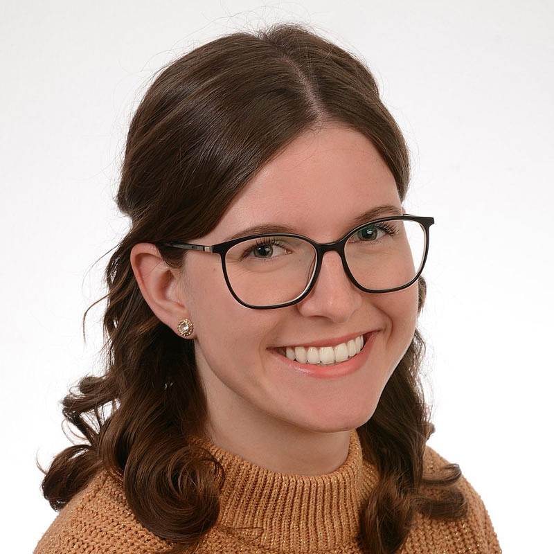 Roxana Plessmann, MD